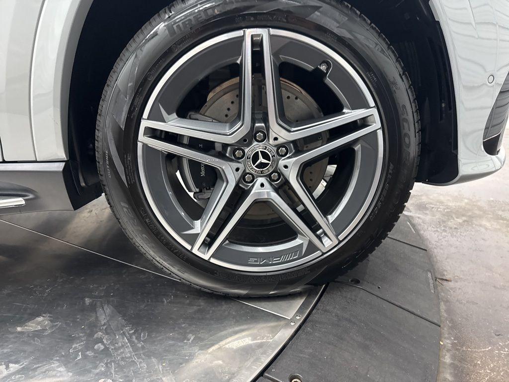 new 2026 Mercedes-Benz GLS 450 car, priced at $100,795