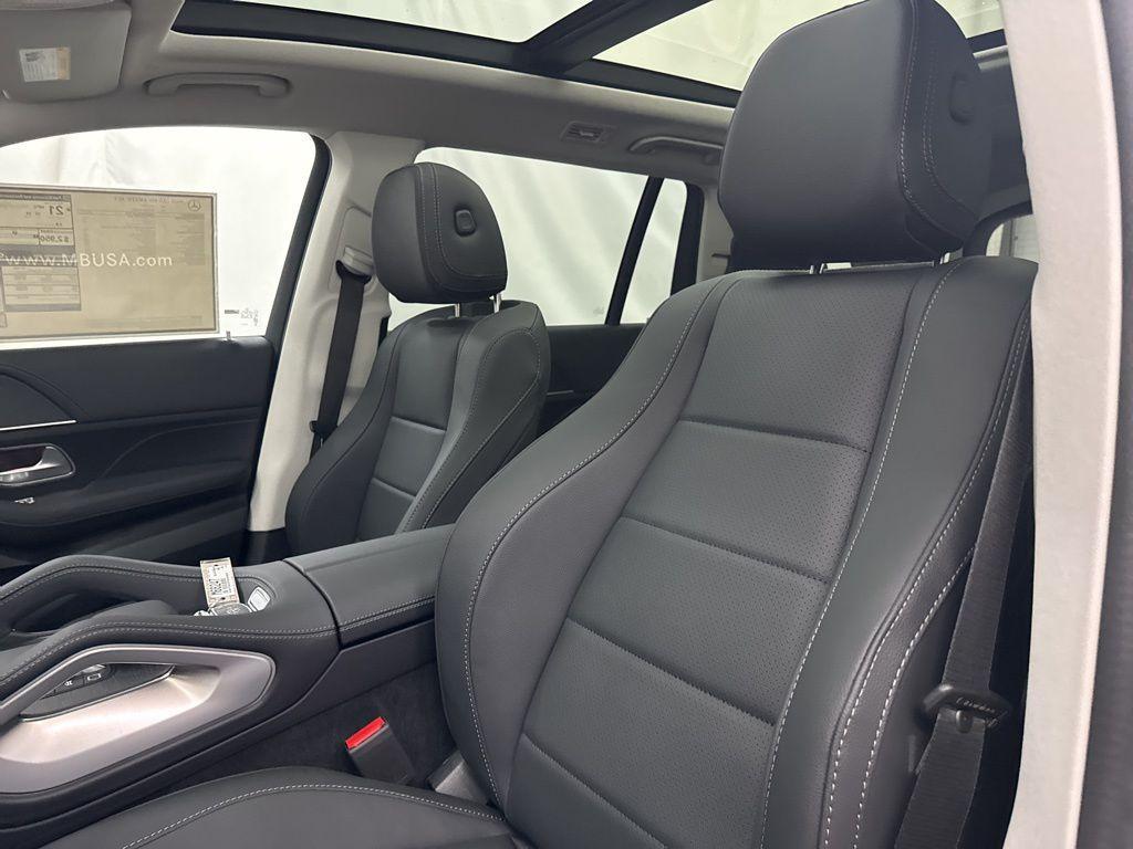 new 2026 Mercedes-Benz GLS 450 car, priced at $100,795