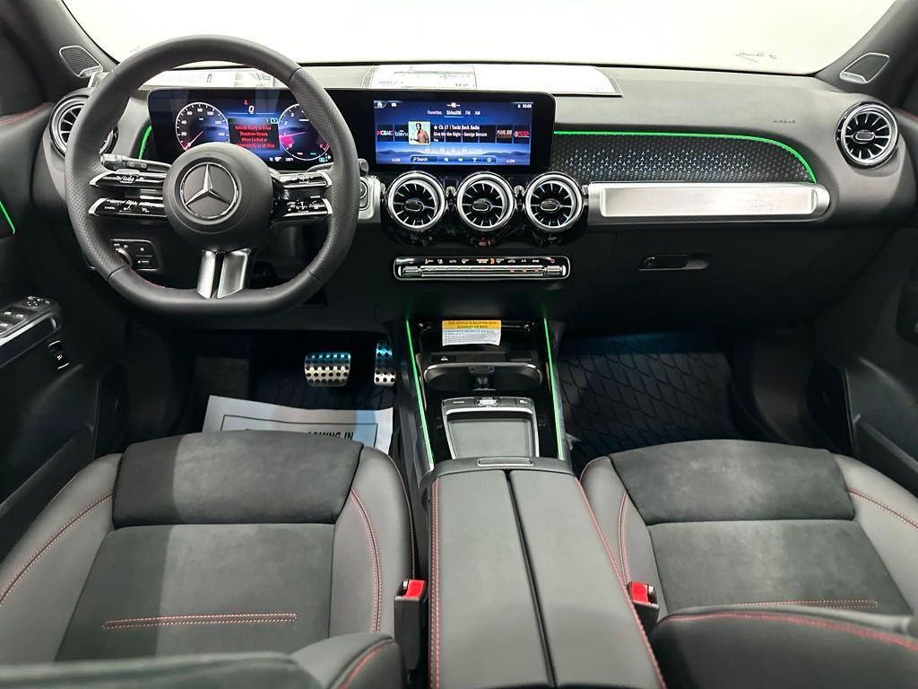 new 2025 Mercedes-Benz GLB 250 car, priced at $53,475