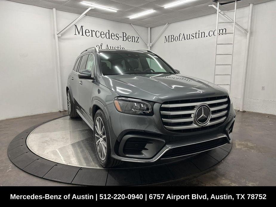 new 2025 Mercedes-Benz GLS 450 car, priced at $96,495