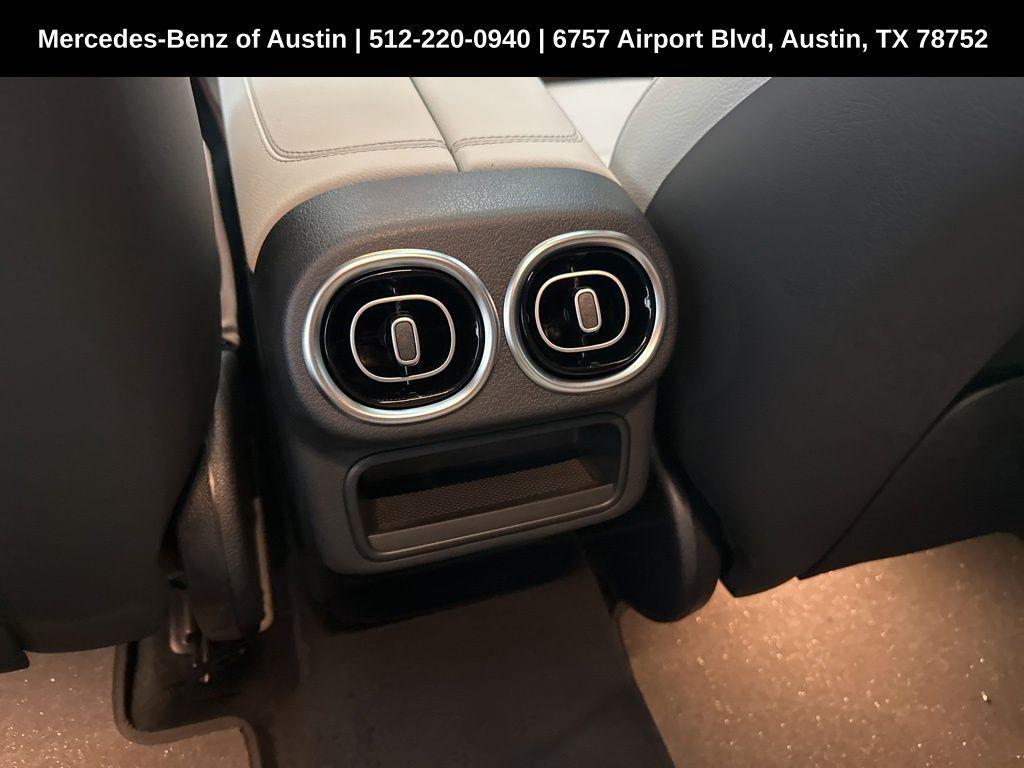 new 2025 Mercedes-Benz GLC 300 car, priced at $66,920