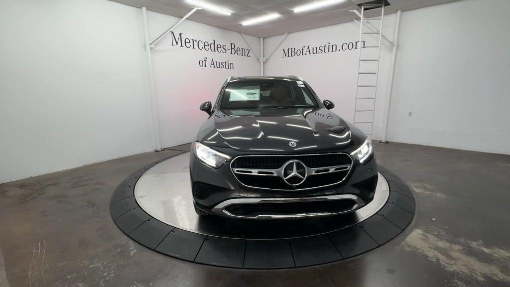 new 2025 Mercedes-Benz GLC 300 car, priced at $58,350