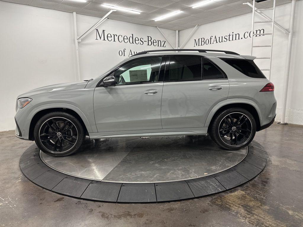 new 2025 Mercedes-Benz GLE 580 car, priced at $108,015