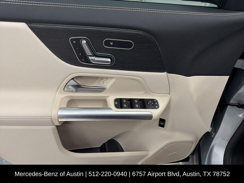 used 2025 Mercedes-Benz GLA 250 car, priced at $38,900