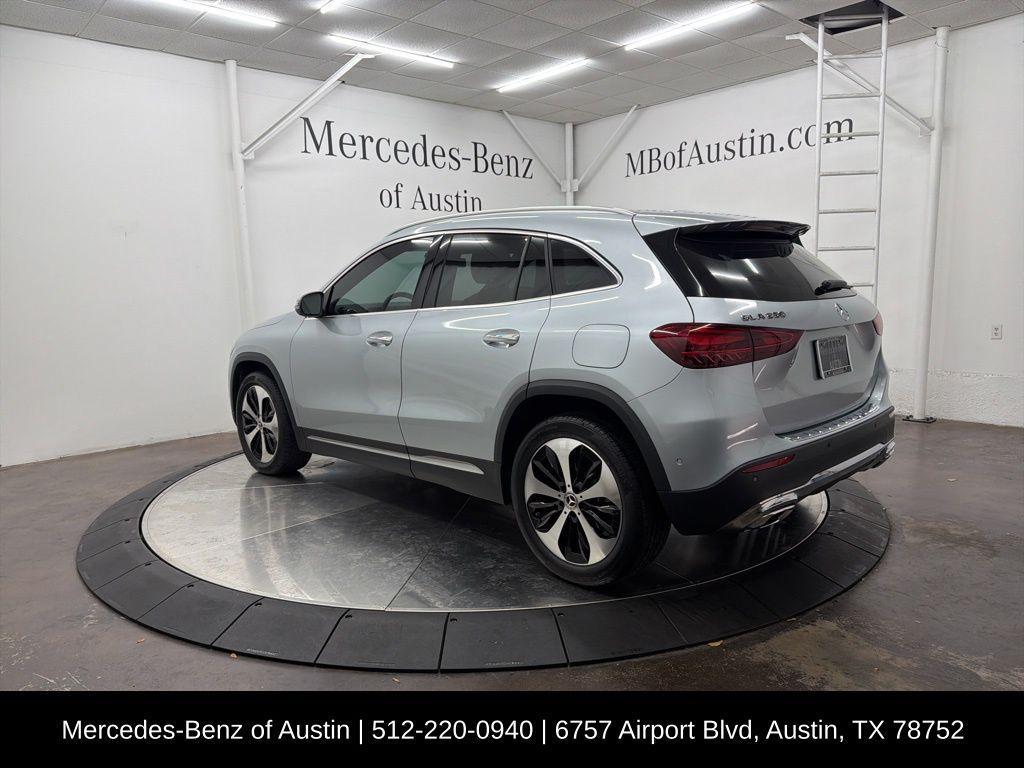 used 2025 Mercedes-Benz GLA 250 car, priced at $38,900
