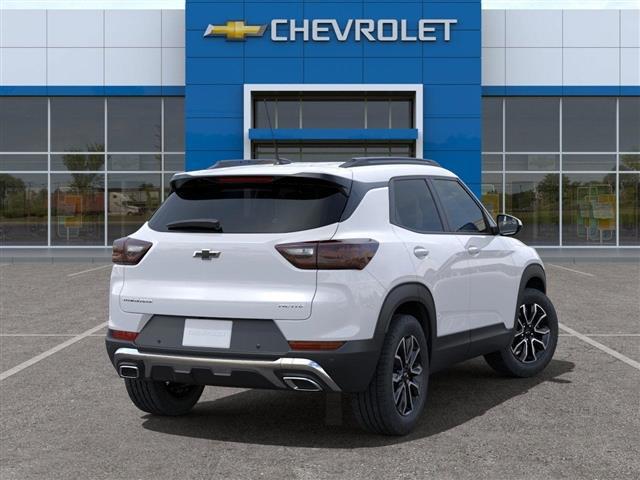 new 2024 Chevrolet TrailBlazer car, priced at $27,641