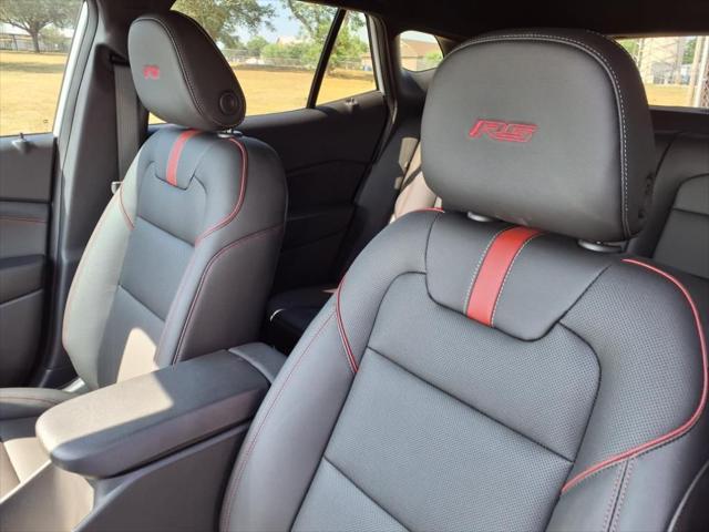 new 2025 Chevrolet Trax car, priced at $25,990