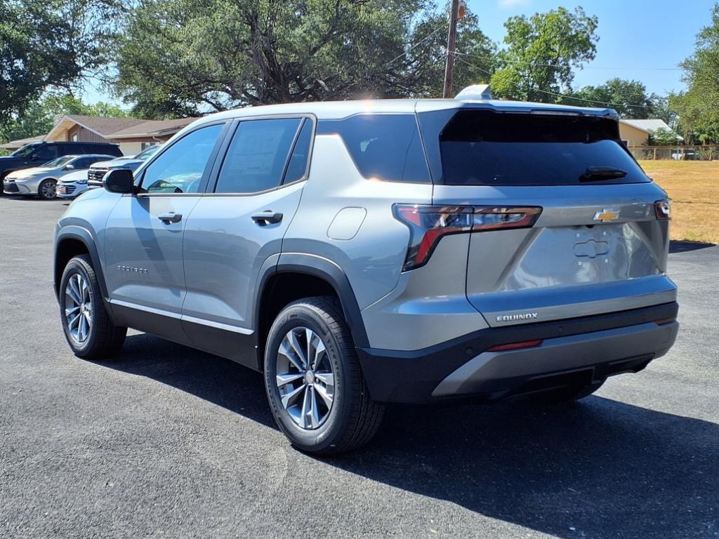 new 2026 Chevrolet Equinox car, priced at $29,495