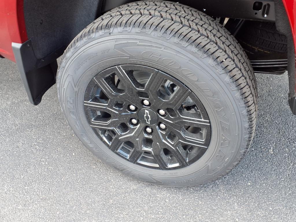 new 2026 Chevrolet Colorado car, priced at $35,680