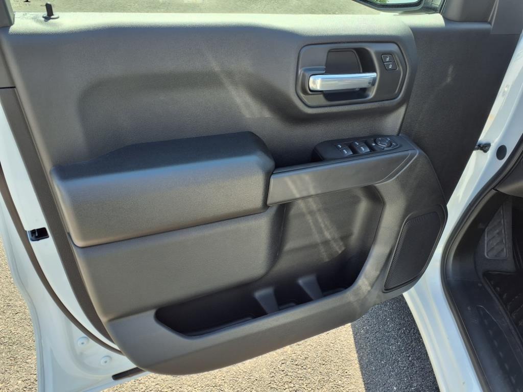 new 2025 Chevrolet Silverado 1500 car, priced at $45,100