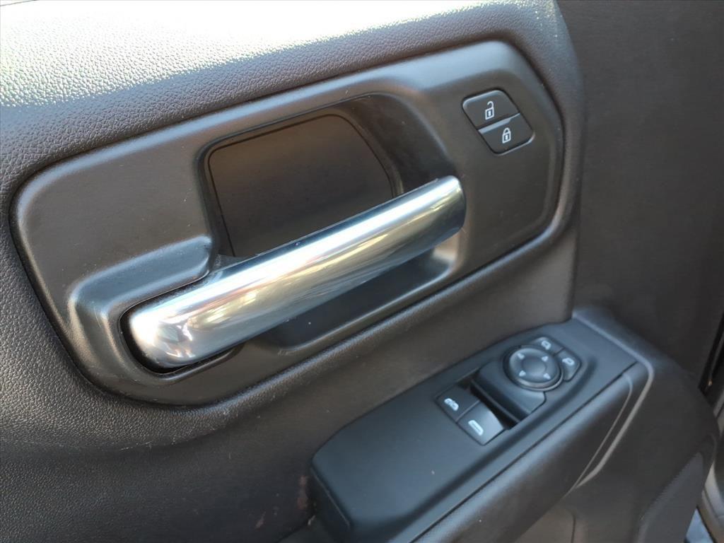 used 2024 Chevrolet Silverado 1500 car, priced at $27,294