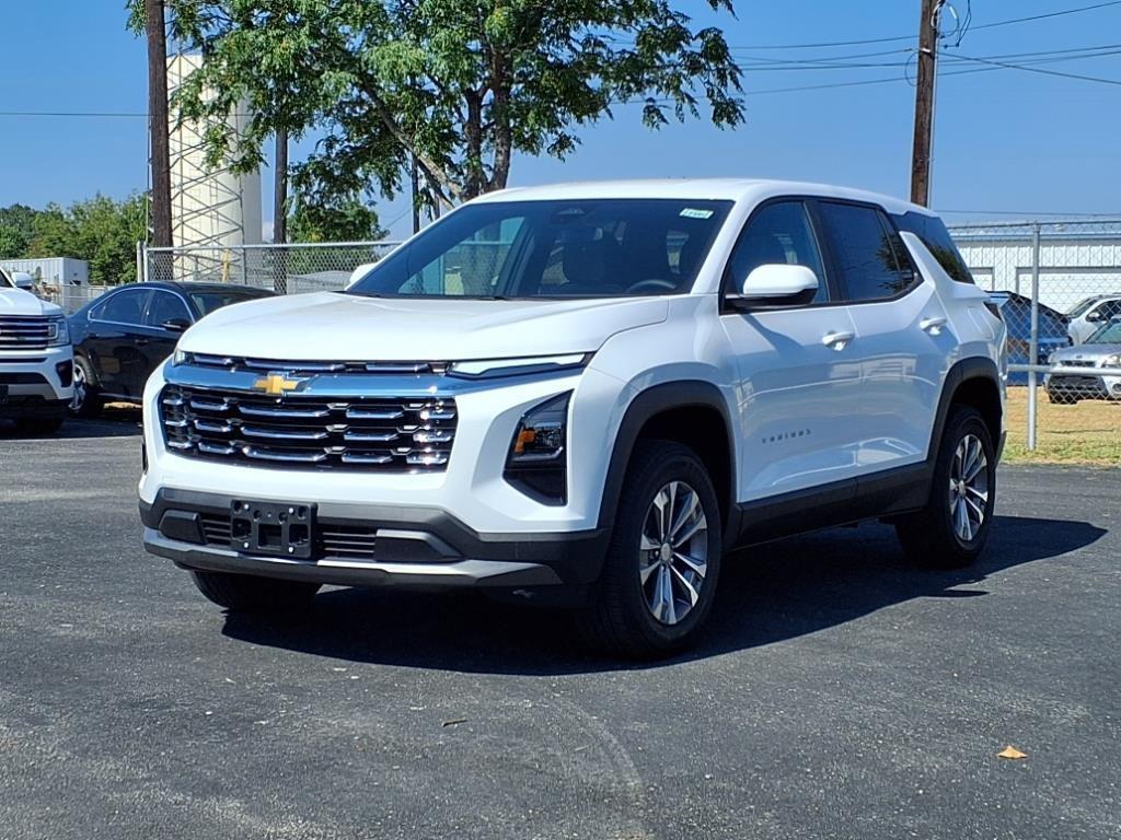 new 2026 Chevrolet Equinox car, priced at $31,145