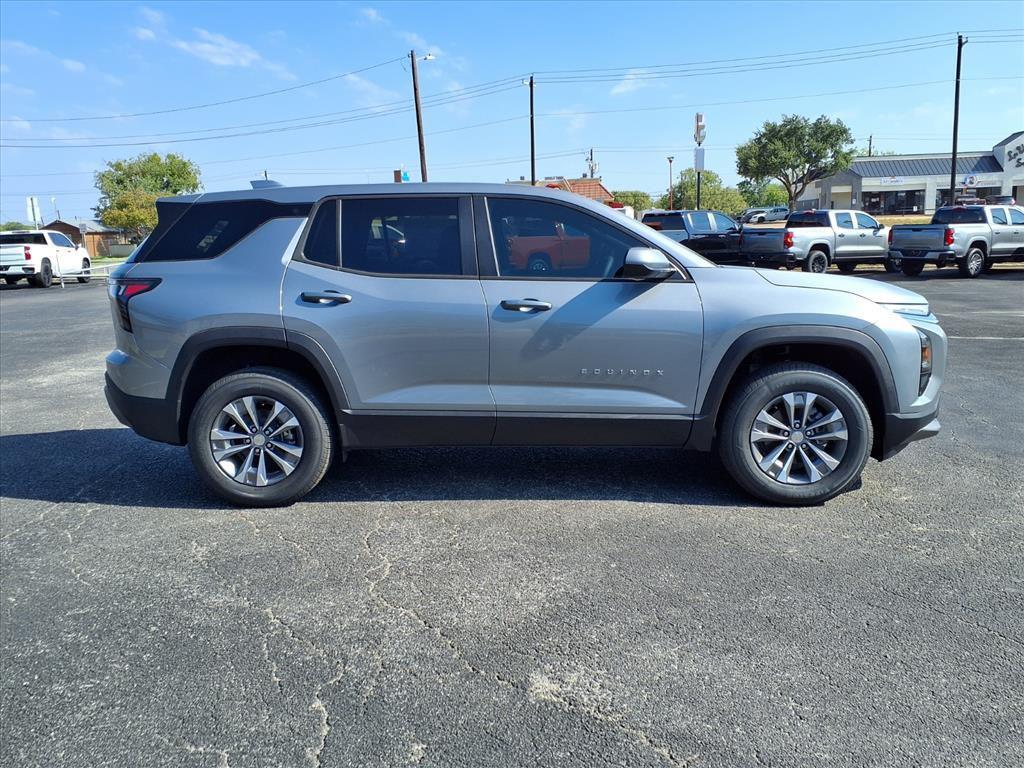 new 2026 Chevrolet Equinox car, priced at $31,145