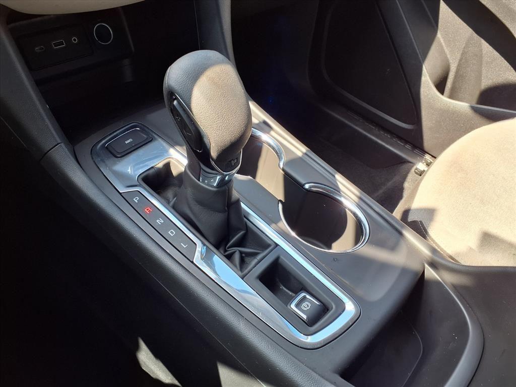 used 2023 Chevrolet Equinox car, priced at $18,694