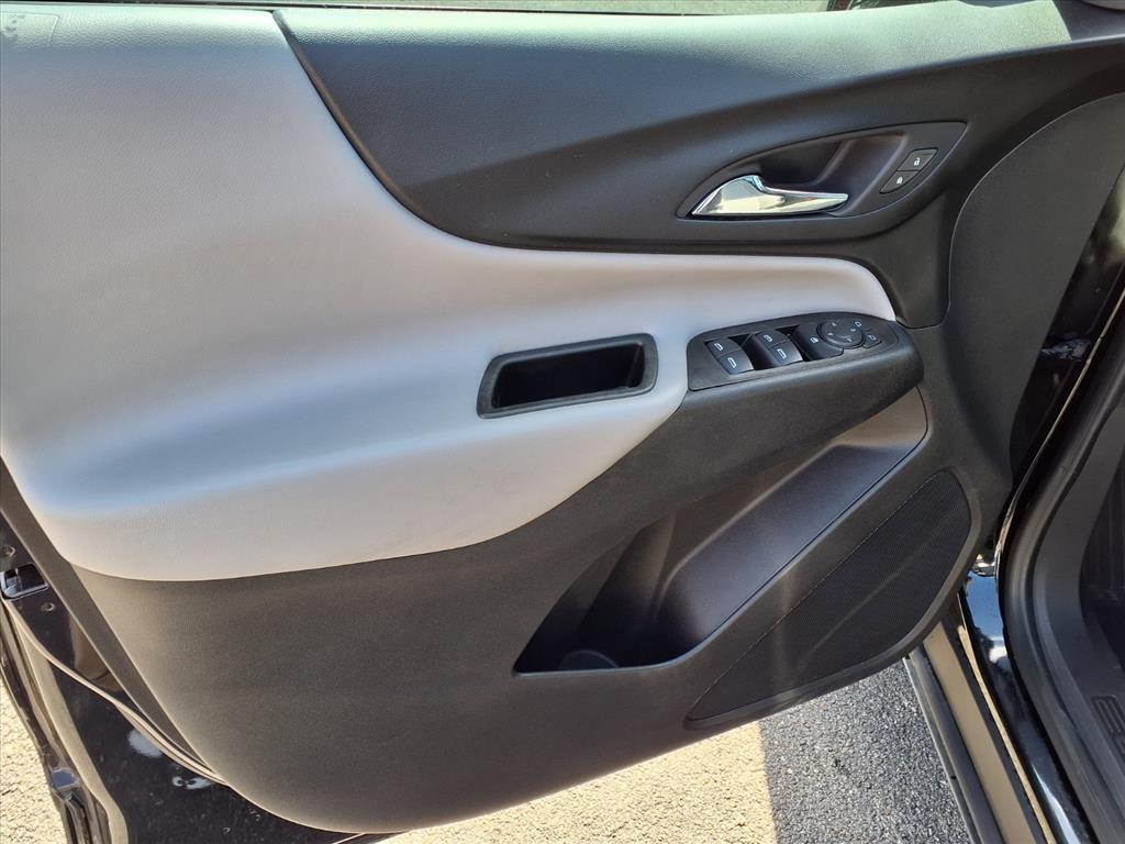 used 2023 Chevrolet Equinox car, priced at $18,784