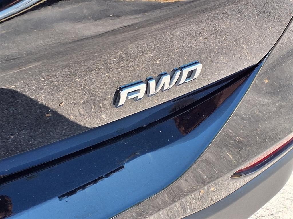 used 2023 Chevrolet Equinox car, priced at $18,694