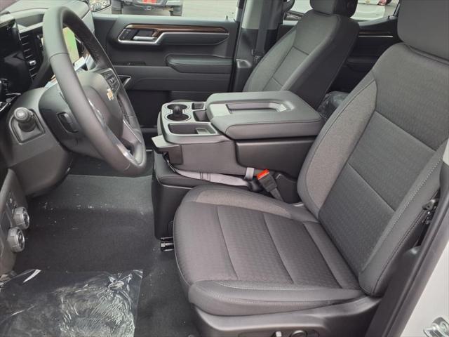 new 2025 Chevrolet Silverado 1500 car, priced at $52,800