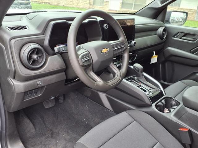 new 2024 Chevrolet Colorado car, priced at $32,500