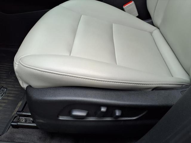 used 2021 Cadillac XT4 car, priced at $22,991