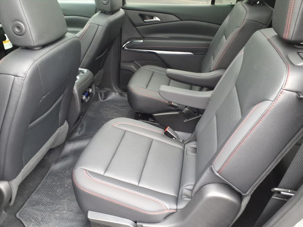 new 2026 Chevrolet Traverse car, priced at $53,815