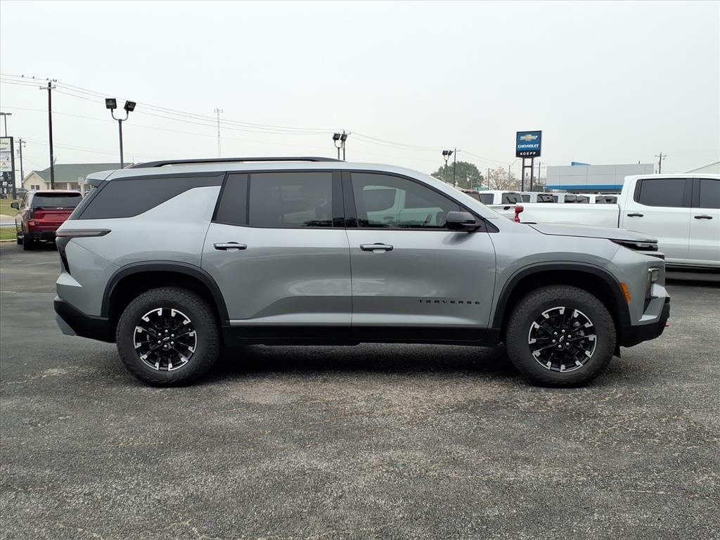 new 2026 Chevrolet Traverse car, priced at $53,815