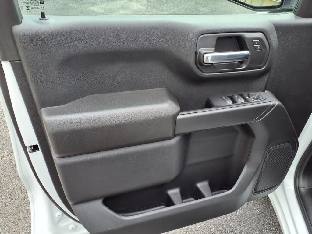 new 2025 Chevrolet Silverado 1500 car, priced at $39,850