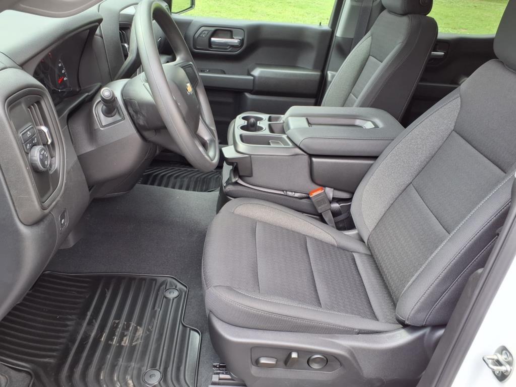 new 2025 Chevrolet Silverado 1500 car, priced at $39,850
