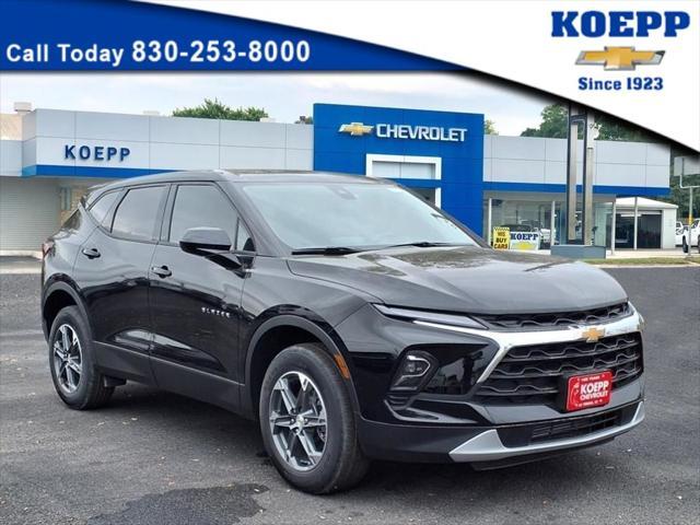 new 2025 Chevrolet Blazer car, priced at $35,700
