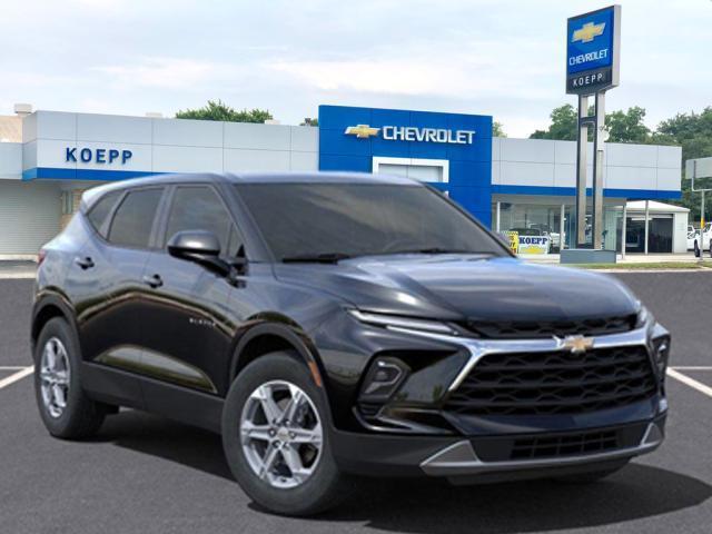 new 2025 Chevrolet Blazer car, priced at $37,485