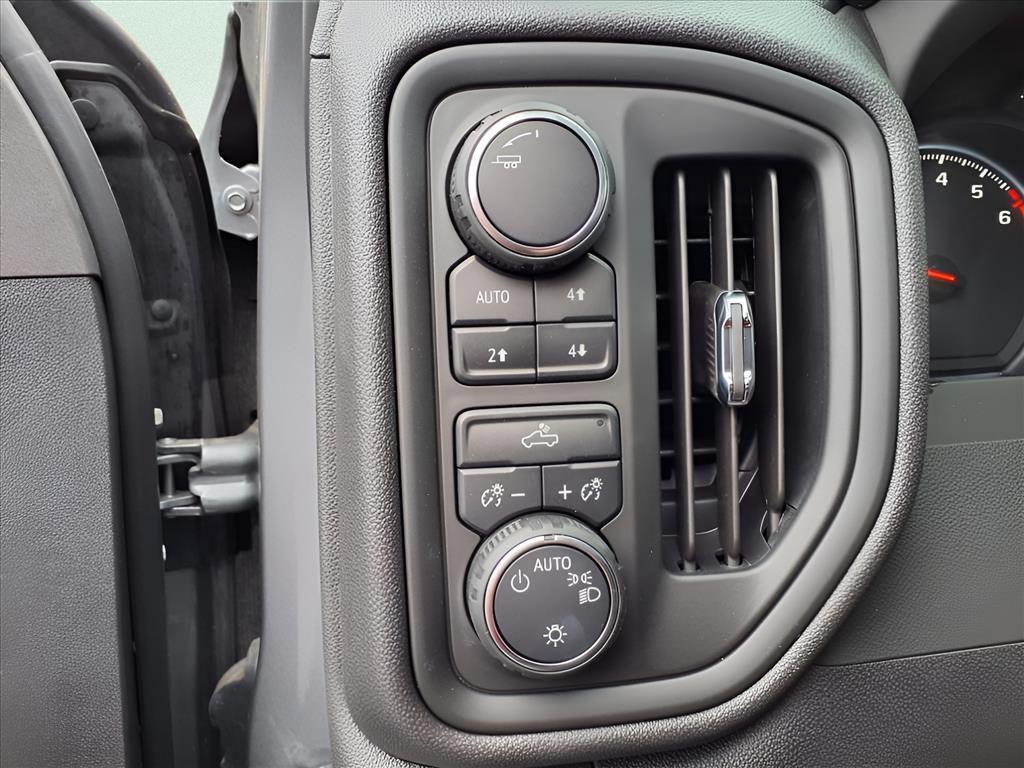 new 2025 Chevrolet Silverado 1500 car, priced at $55,300