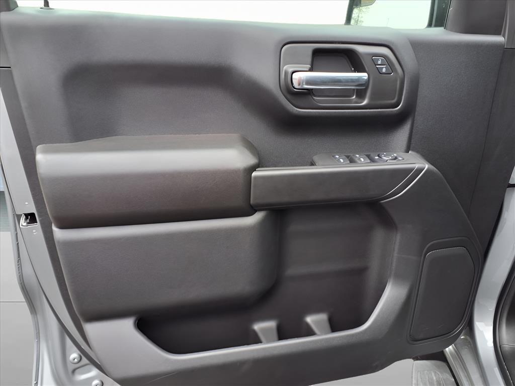 new 2025 Chevrolet Silverado 1500 car, priced at $55,300