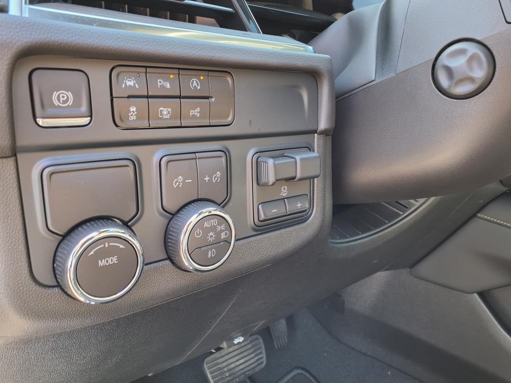 new 2025 Chevrolet Tahoe car, priced at $74,200