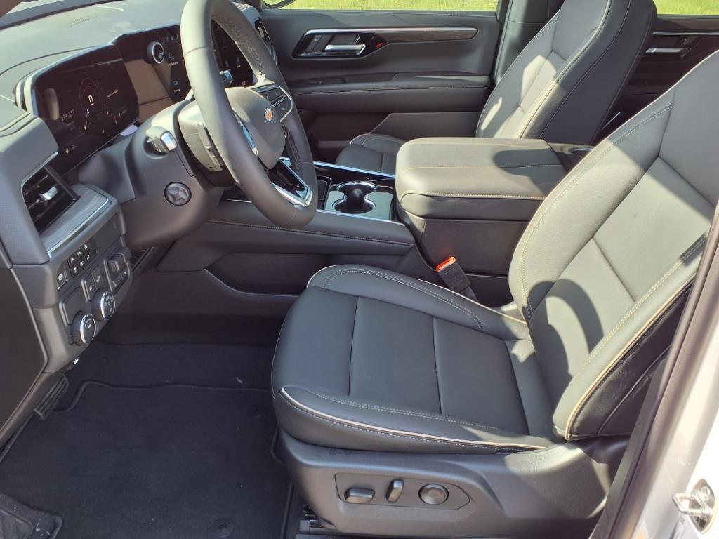 new 2025 Chevrolet Tahoe car, priced at $74,200