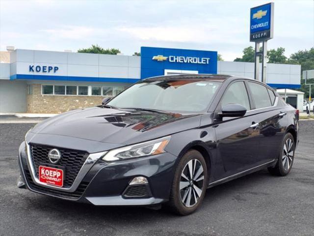 used 2022 Nissan Altima car, priced at $17,494