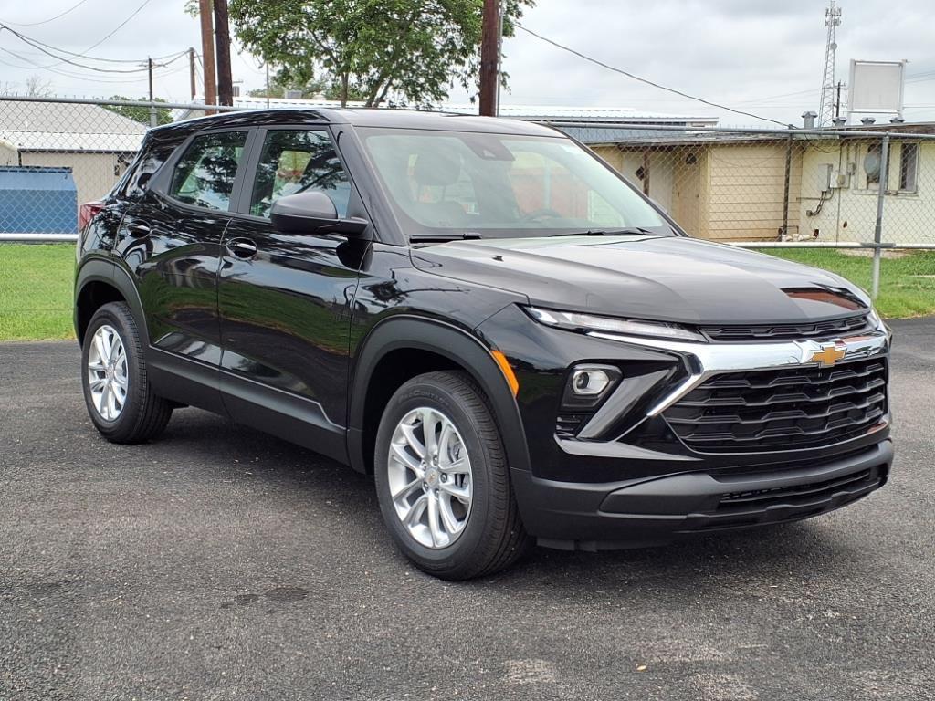 new 2026 Chevrolet TrailBlazer car, priced at $24,500