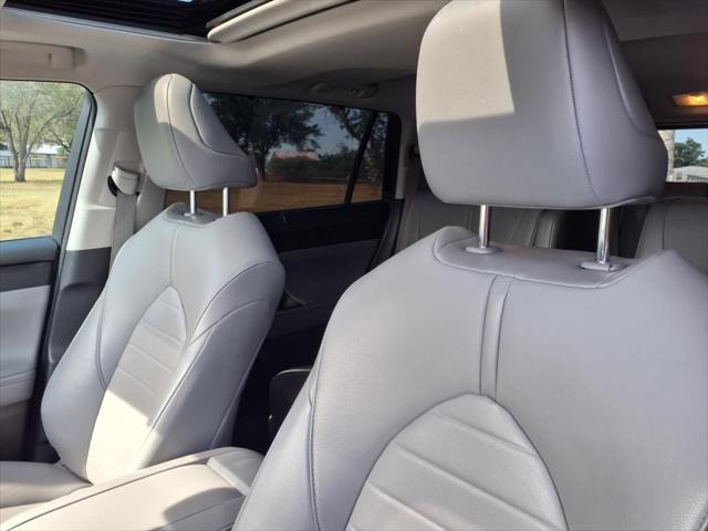 used 2021 Toyota Highlander car, priced at $26,991