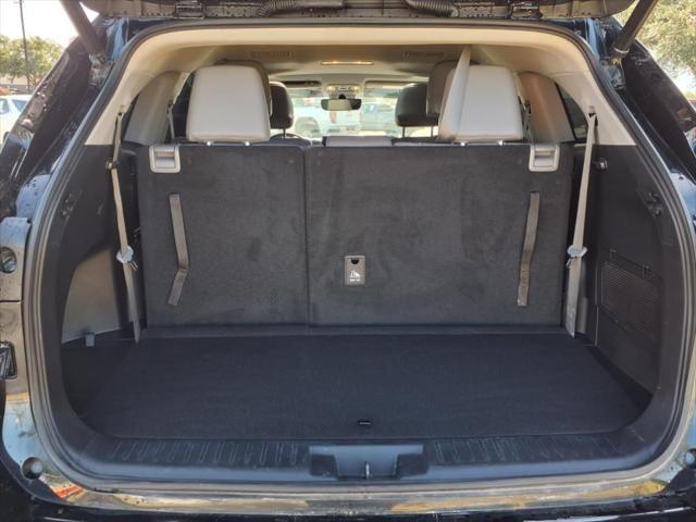 used 2021 Toyota Highlander car, priced at $26,991