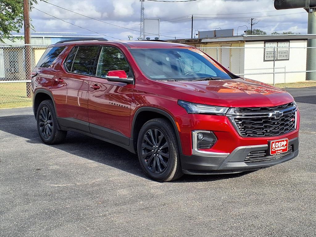 used 2023 Chevrolet Traverse car, priced at $32,394