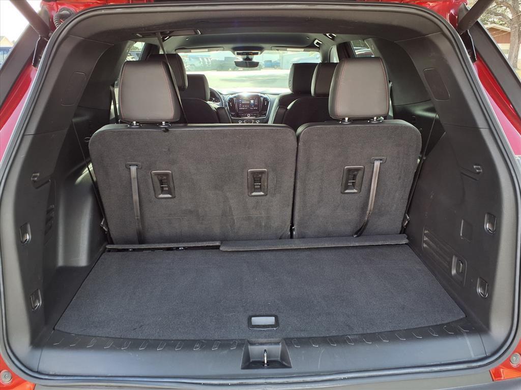 used 2023 Chevrolet Traverse car, priced at $32,394