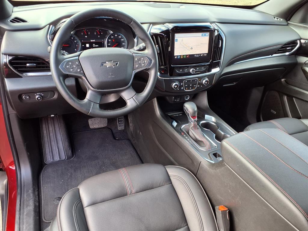 used 2023 Chevrolet Traverse car, priced at $32,394