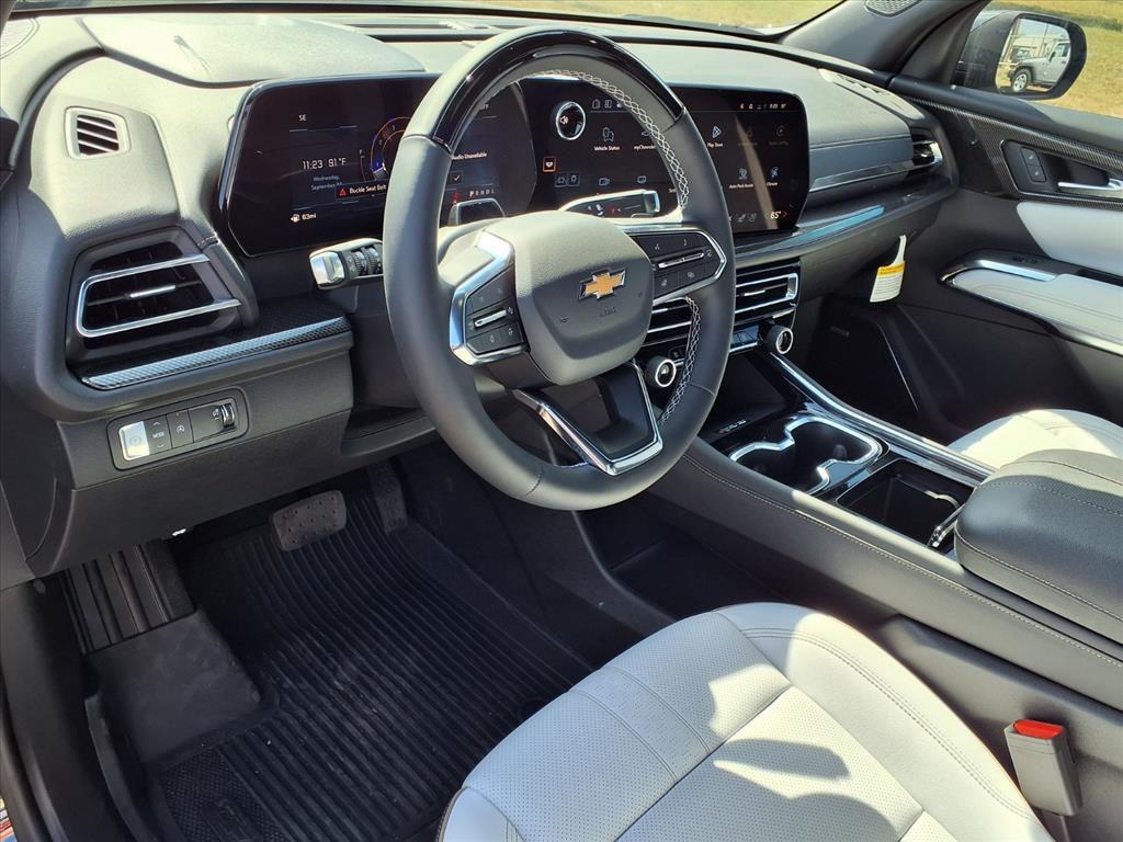 new 2026 Chevrolet Traverse car, priced at $55,420
