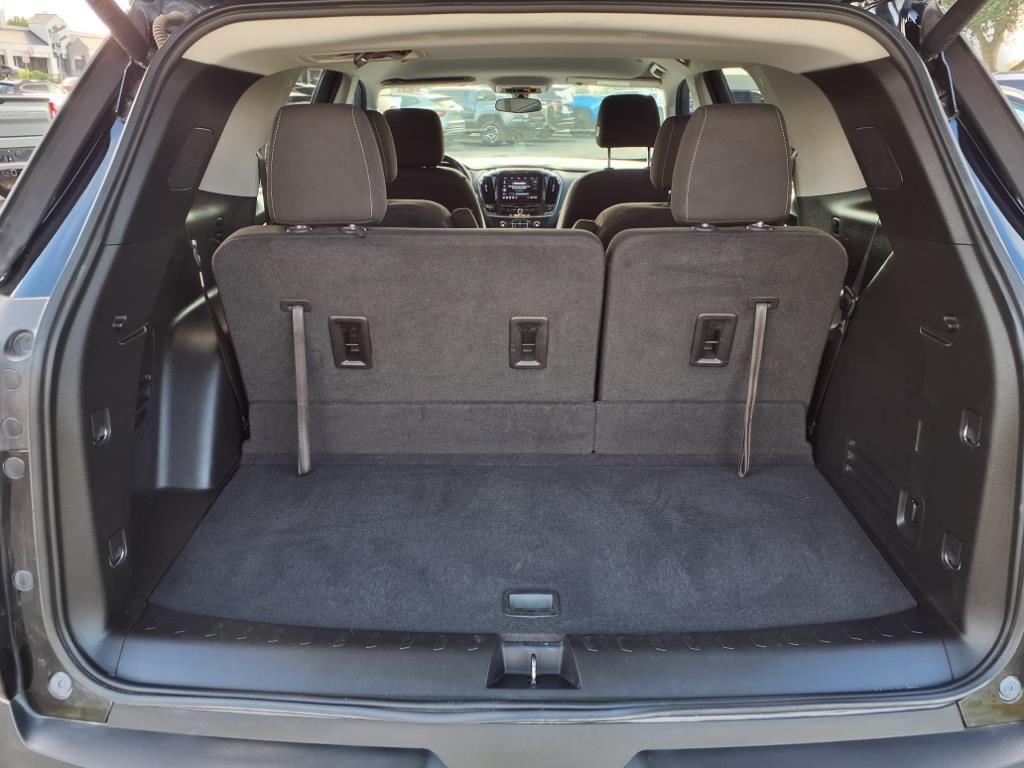 used 2021 Chevrolet Traverse car, priced at $17,791