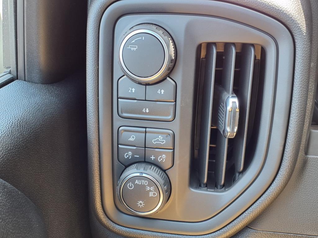 new 2025 Chevrolet Silverado 2500 car, priced at $59,115