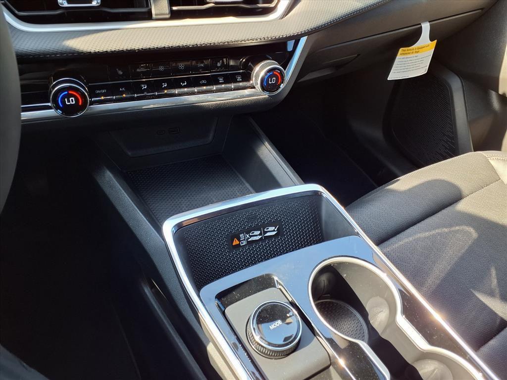 new 2026 Chevrolet Equinox car, priced at $32,590