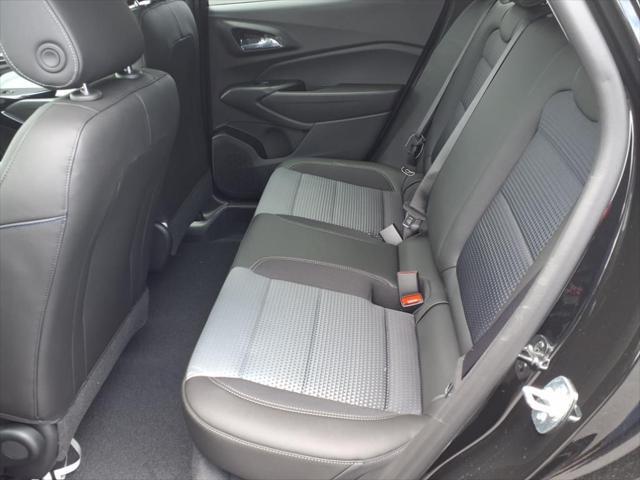 new 2025 Chevrolet Trax car, priced at $24,095