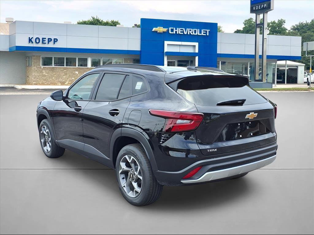 new 2025 Chevrolet Trax car, priced at $23,000