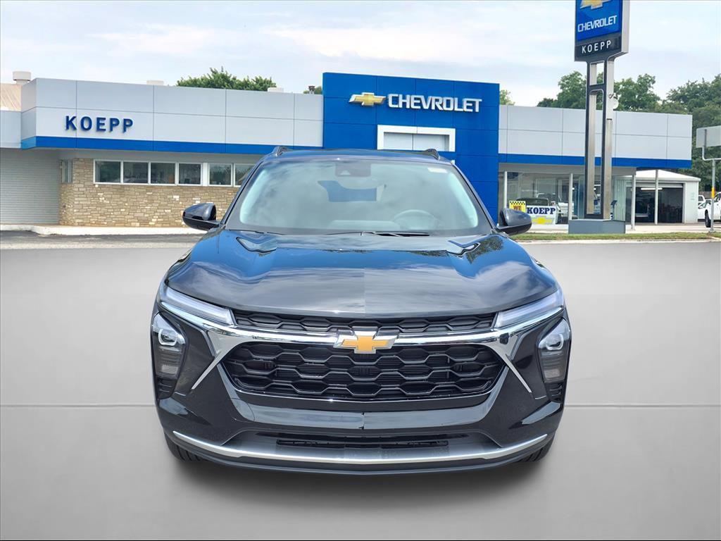 new 2025 Chevrolet Trax car, priced at $23,000
