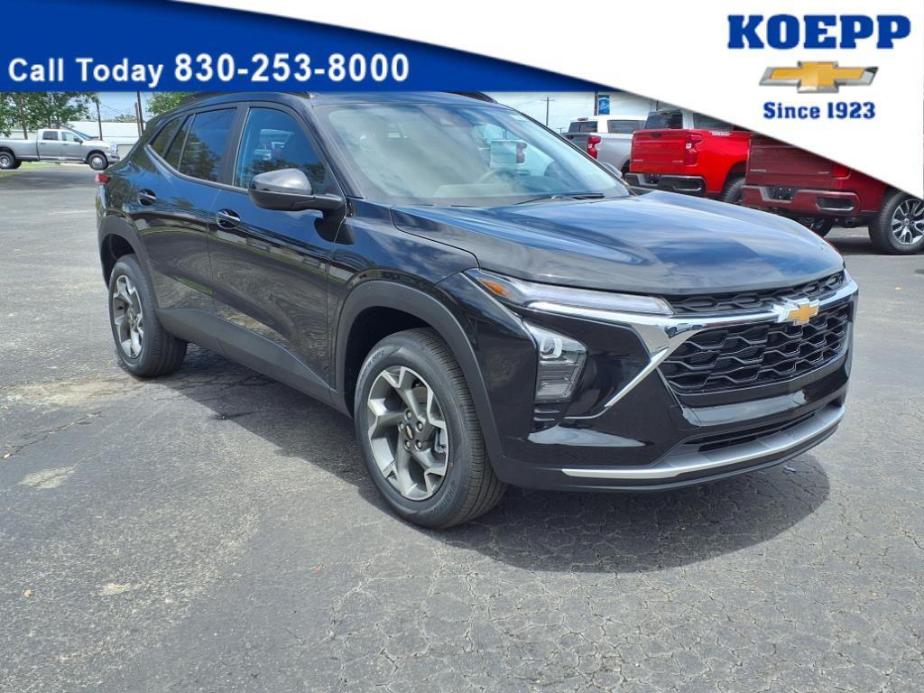 new 2025 Chevrolet Trax car, priced at $23,500
