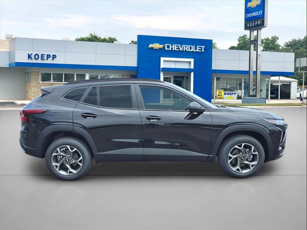 new 2025 Chevrolet Trax car, priced at $23,000