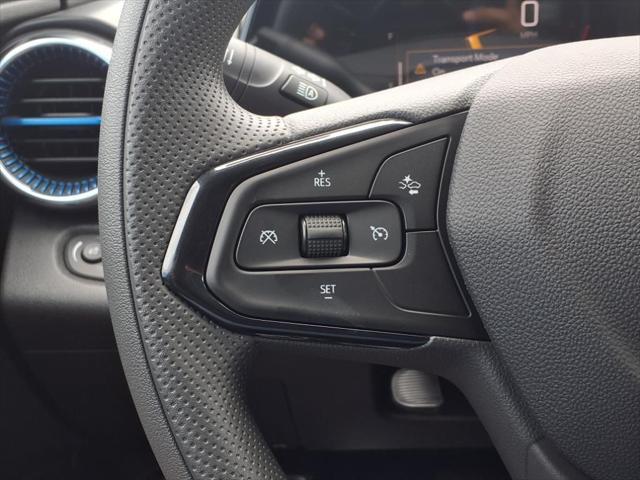 new 2025 Chevrolet Trax car, priced at $24,095